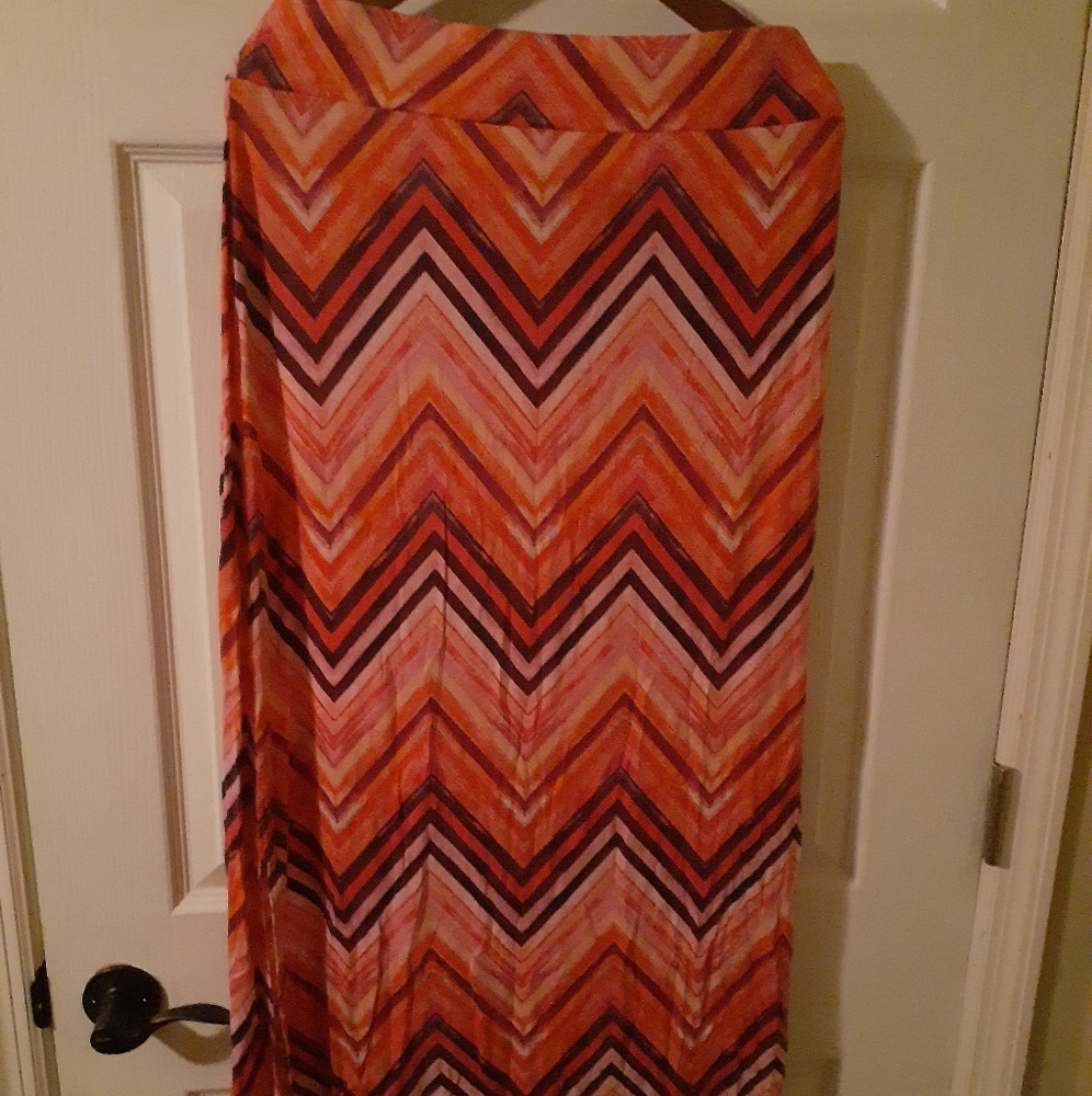 🔴Maxi Skirt with slit